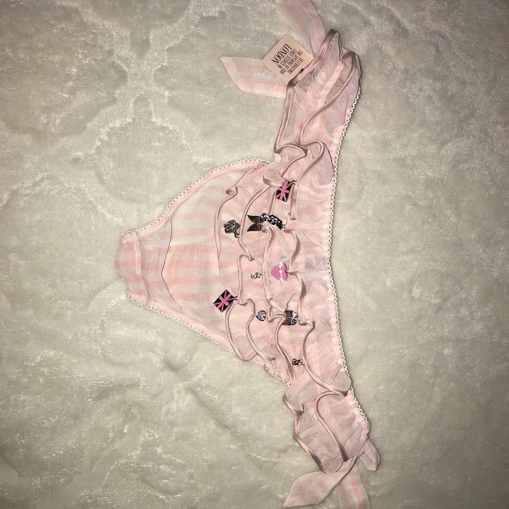 Victoria’s Secrets Panties limited edition